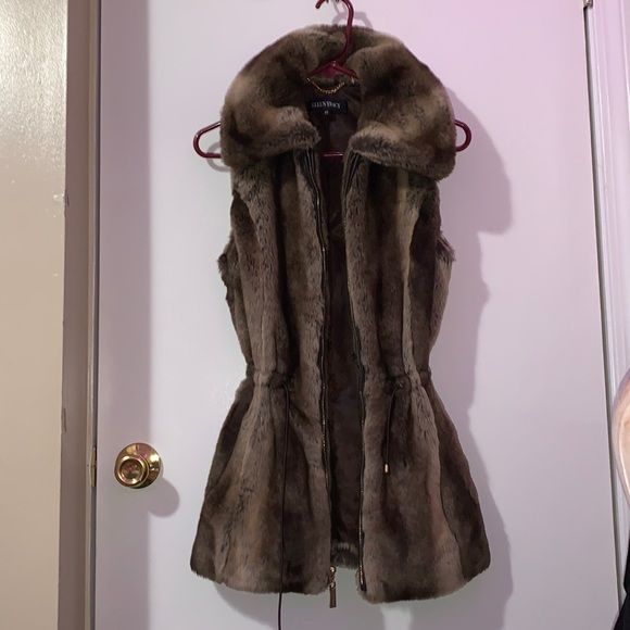 Ellen Tracy Jackets & Blazers - Ellen Tracy Brown Faux Fur Vest with Drawstrings XS